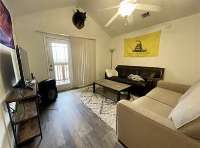 Photo - 3 bed, 3 full bath student housing available