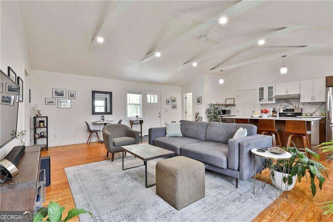 Photo - 2037 Lively Ridge Rd NE