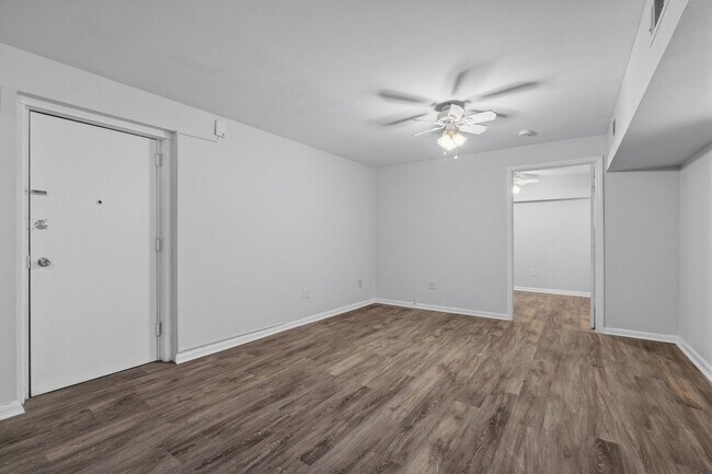 Photo - 761 Avenue A Unit B1