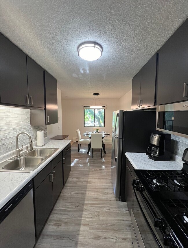 Photo - 4101 Parklawn Ave