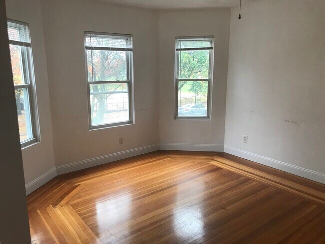 Photo - 86 Fellsway W Unit 3