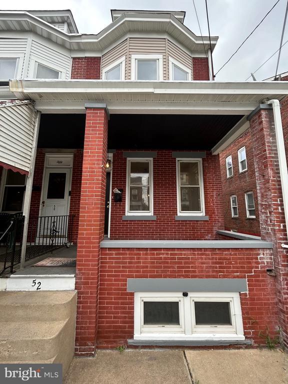 Building Photo - 52 Barnt Ave Rental