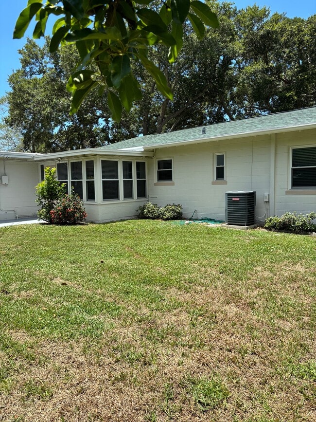 Photo - 8567 Ridge Rd