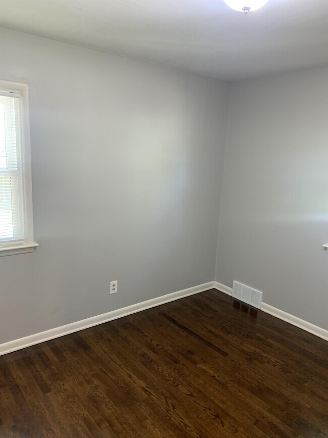 Photo - 4456 Jaynes St