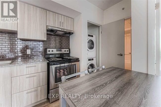 Photo - 275 Larch St Unit F301