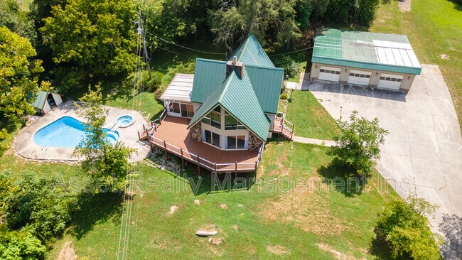 Photo - 1389 Hickory Valley Rd