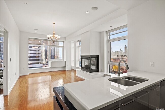 Photo - 24-15 Queens Plaza N Condo Unit 11A