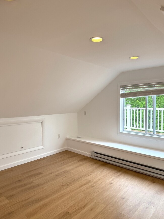Photo - 23 Rendall Pl Unit 2