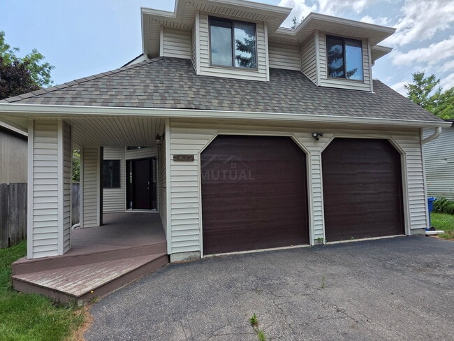 Photo - 1039 Cobalt St