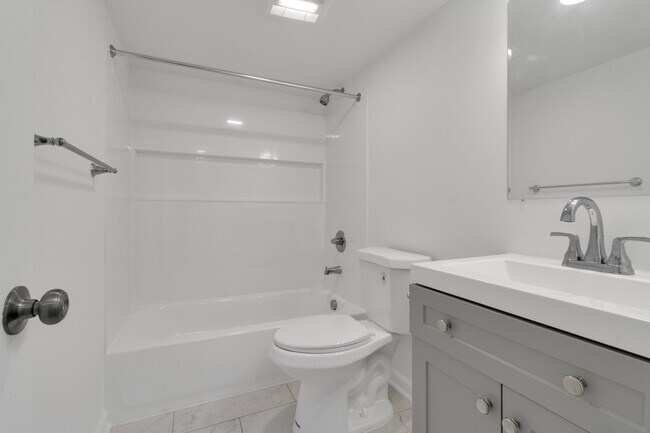 211 Summer St