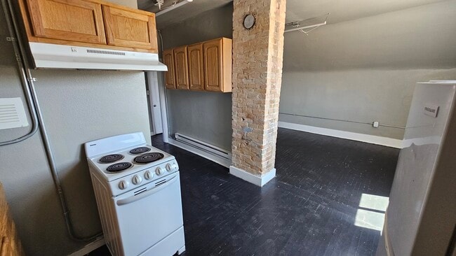 Photo - 1314 E Evans Ave Apartamentos