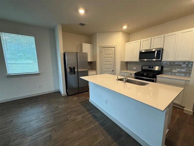 400 Barton Creek Ln