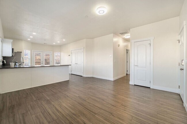 13528 Venicia Way Unidad 9