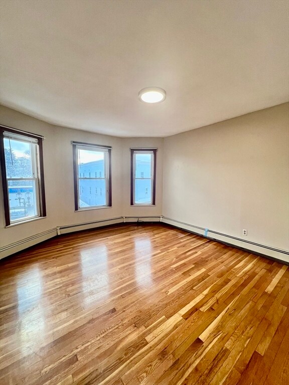 417-419-419 Ferry St Unit 2