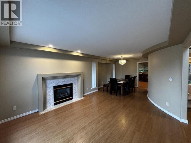 Photo - 1605 Salal Crescent
