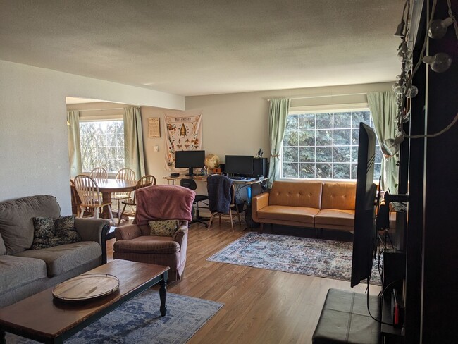 Photo - Cherry St Duplex Unit 208