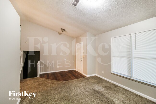 Photo - 5456 Fox Haven Trail