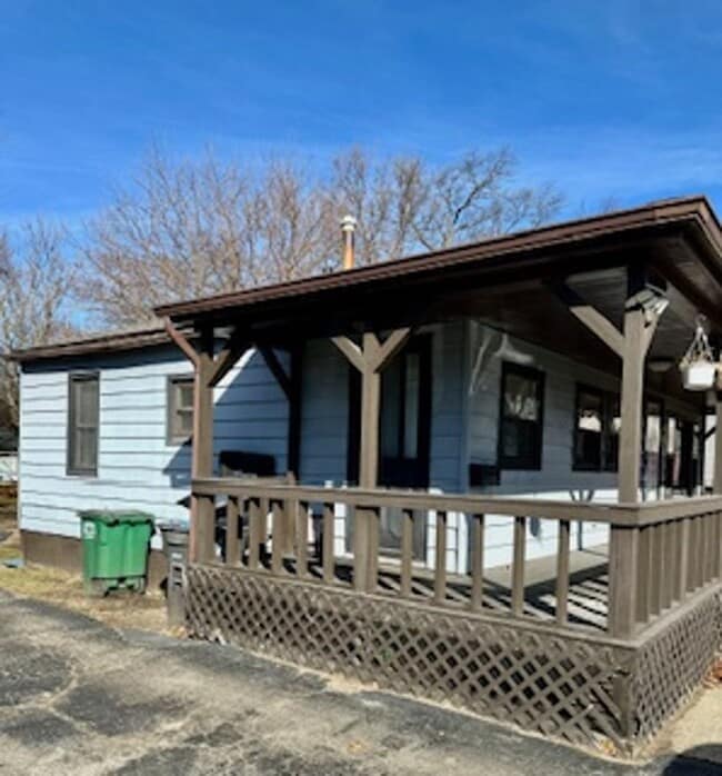 Photo - Charming Ranch in Great Area!