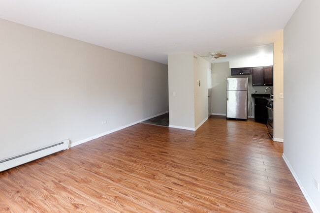 Photo - Embassy Apartments