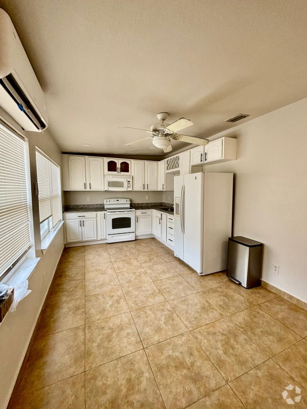 Building Photo - 59 Areca Dr Rental