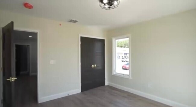 1045 County St Unidad County