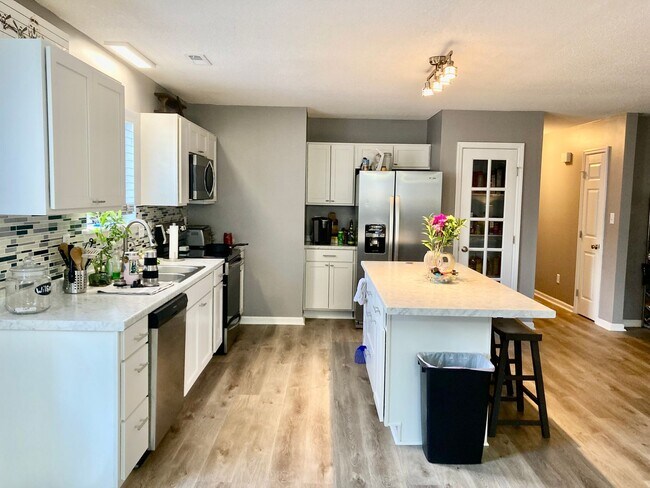 Photo - Open Concept 3 bedroom Jacksonville Home