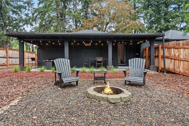 Photo - 14004 SE River Rd