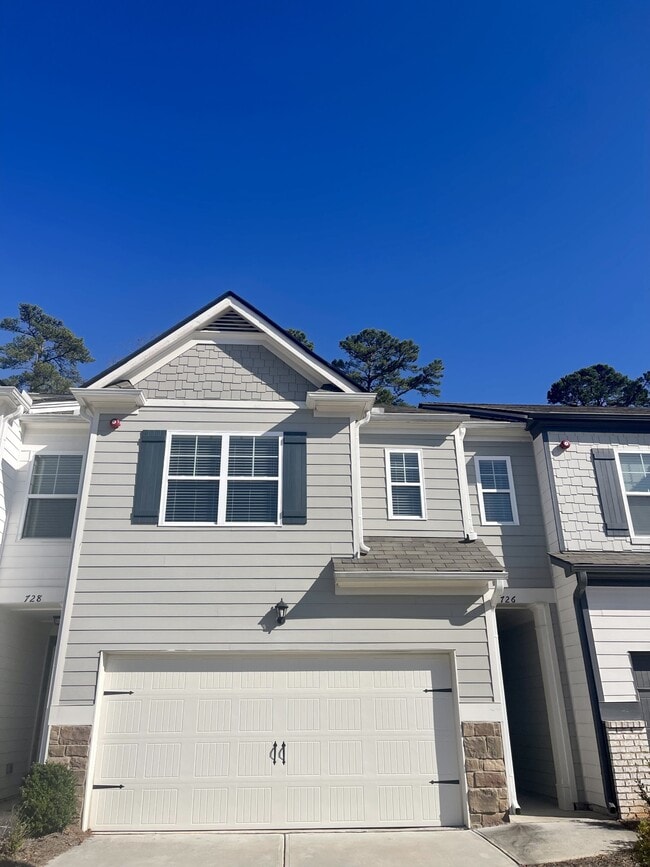 Photo - 726 Woodstock Grove Dr