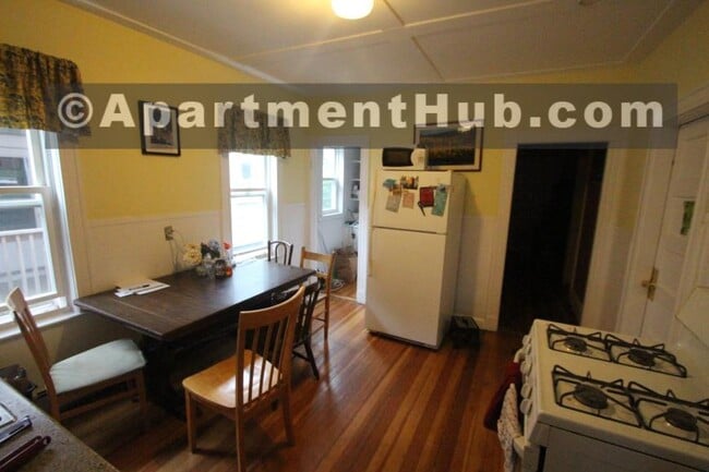 Building Photo - 4.0 bedroom in Somerville Massachusetts 02143 Unit U2 Rental