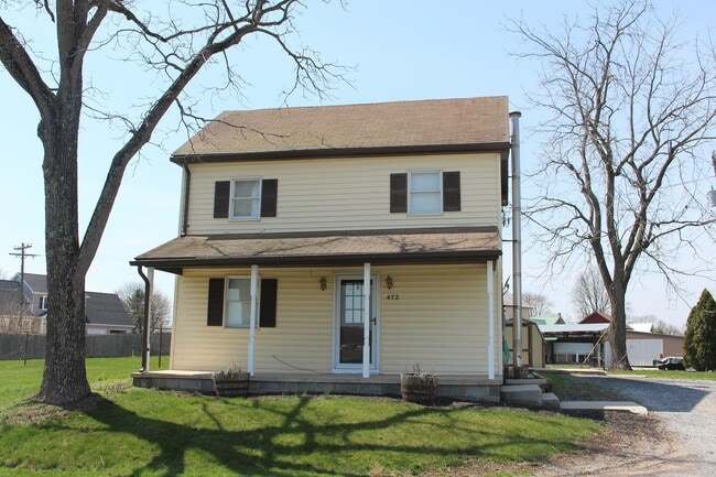 Building Photo - 2 Bedroom 1 Bath 2 Story House in Wellsville