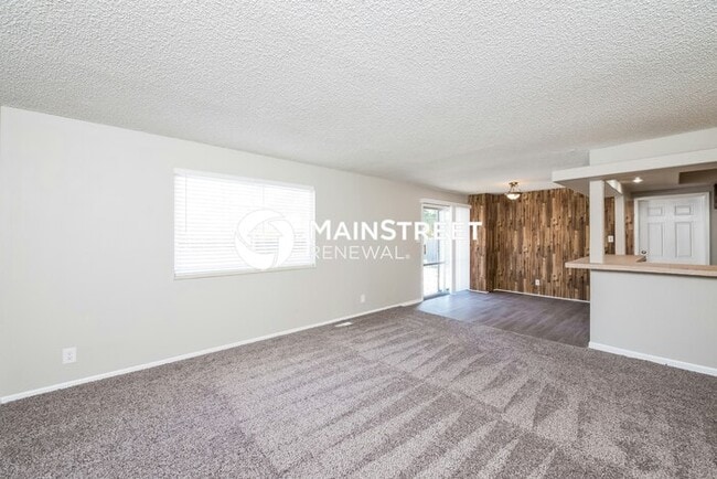 Photo - 4 Bedroom Pet-Friendly Home in Denver, CO with Main Street Renewal