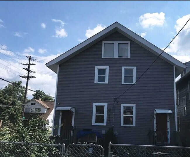Photo - 1299 N 5th St