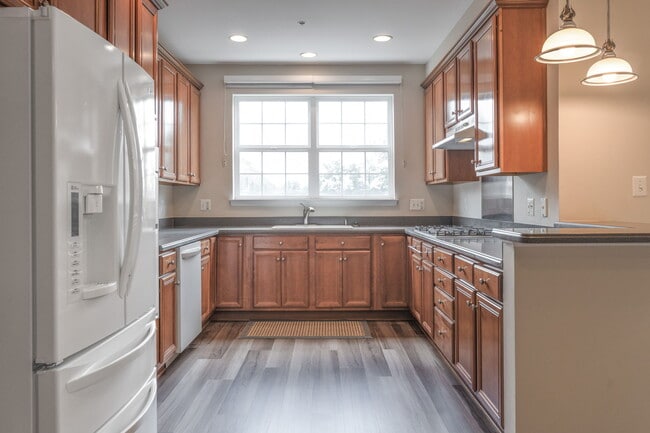 Photo - 12404B Liberty Bridge Rd