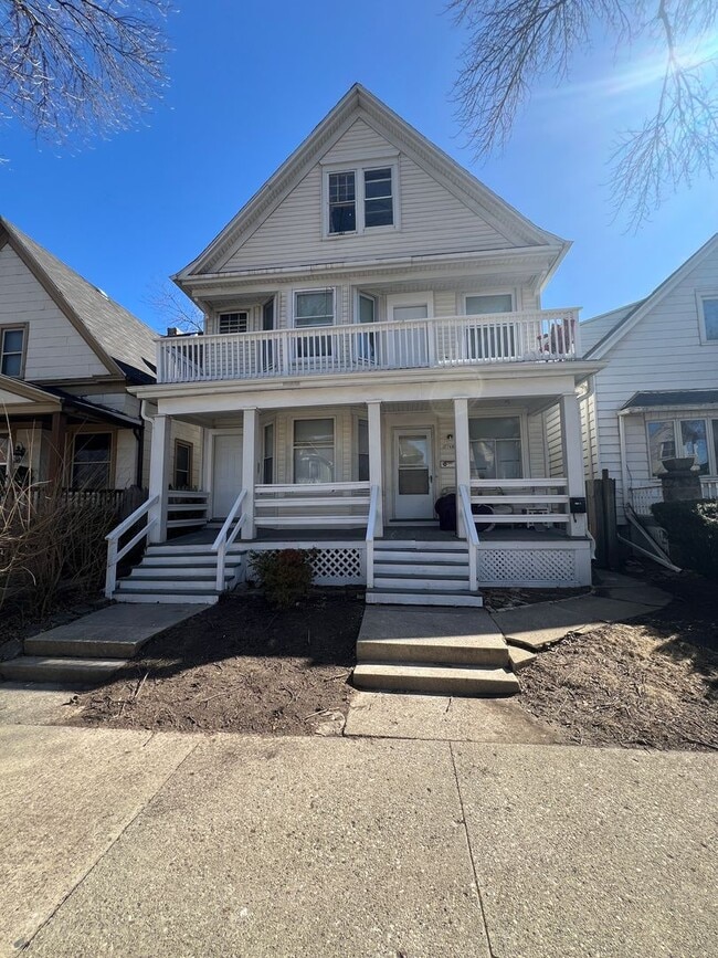 Building Photo - 2768 N Booth St Unit Upper
