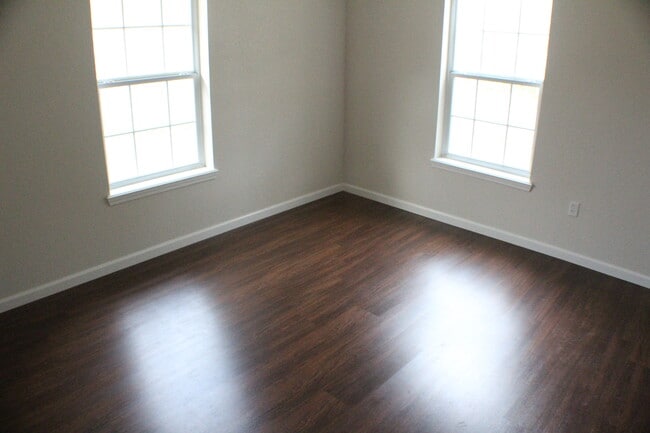 Photo - 9221 Lambright Rd