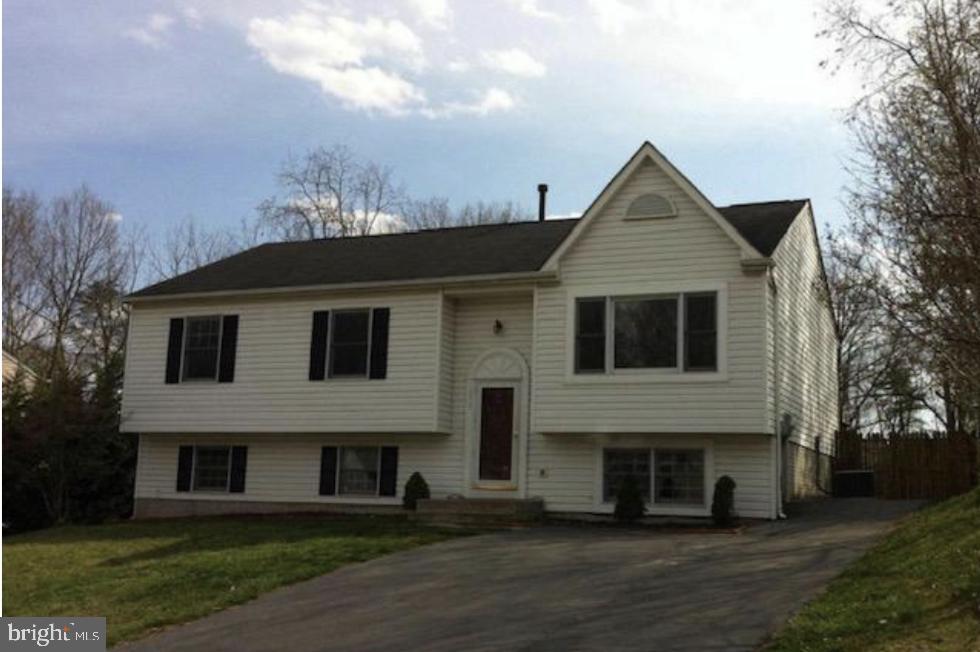 Photo - 303 Pembridge Dr House