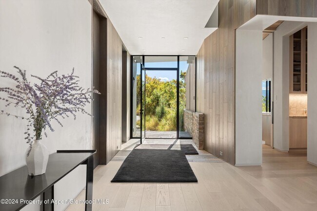 600 Nell Erickson Rd