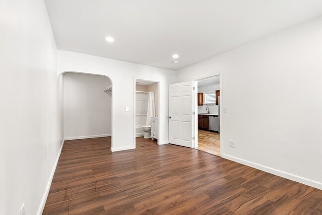 Photo - 50 Arcadia St Unit 1
