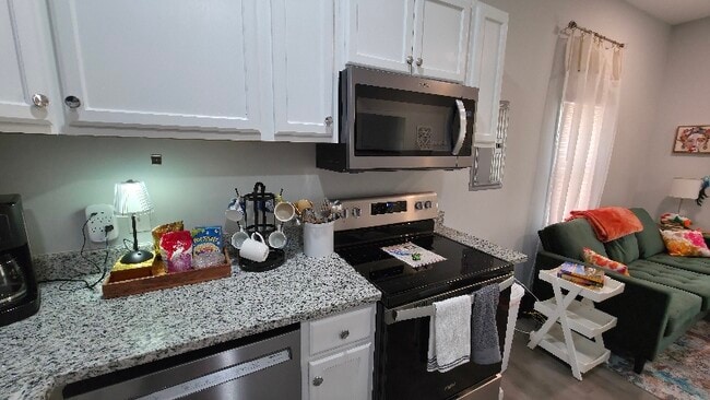 Photo - 309 S John St Unit B