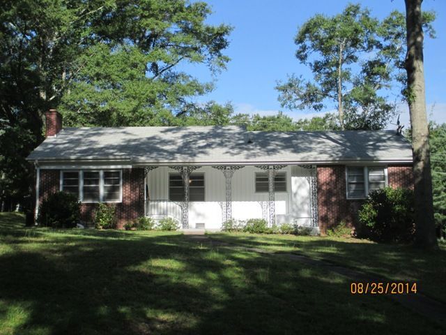 139 Tanglewood Drive - 139 Tanglewood Drive House