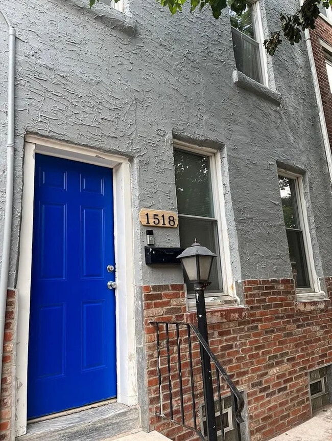Building Photo - 1518 E Susquehanna Ave Rental