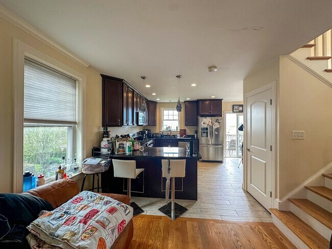 Photo - 77 Faywood Ave