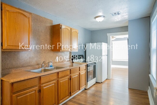 Photo - 338 SE 41st St