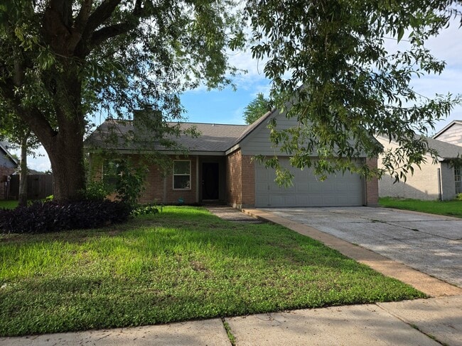 Building Photo - 5618 Stone Creek Dr