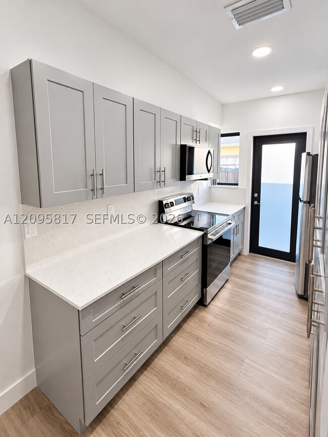 2080 NE 172nd St Unidad 0