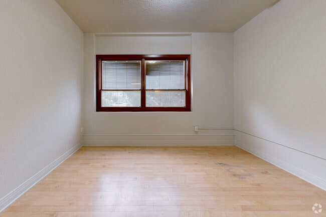 Studio - 400SF - Living Room