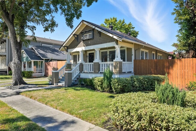 Photo - 601 W 18th St