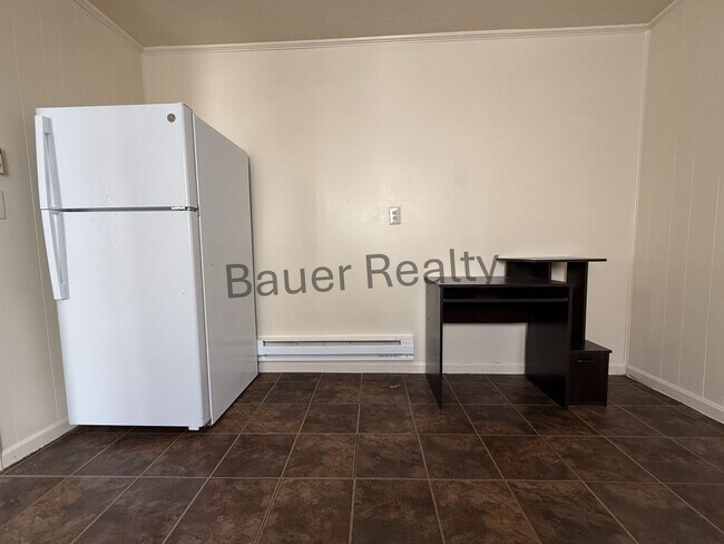 1215 Cottage St Unit 1215 Lease Only