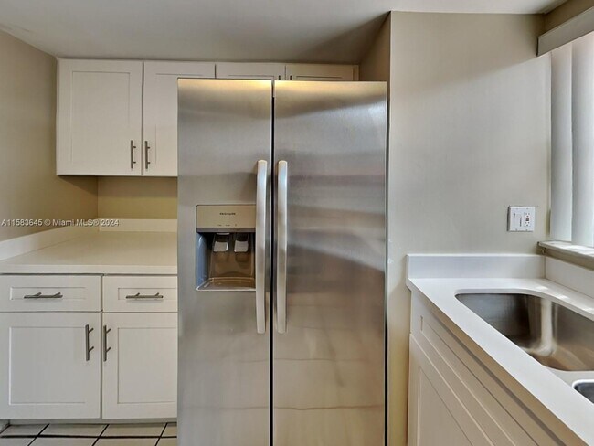 Photo - 6901 SW 110th Ave