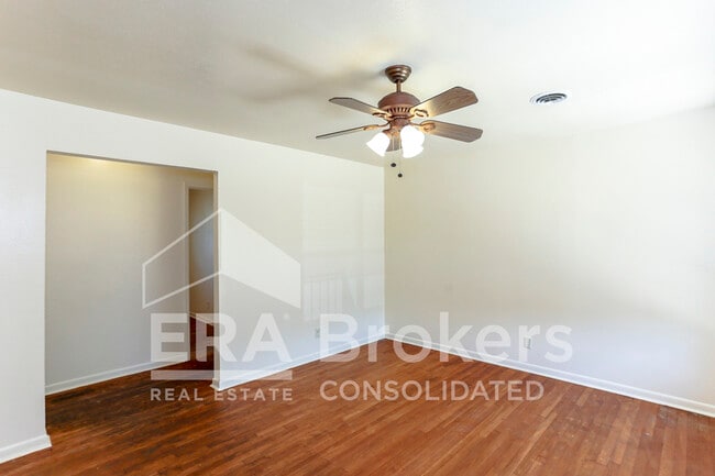 Photo - 1401 Illinois Ave